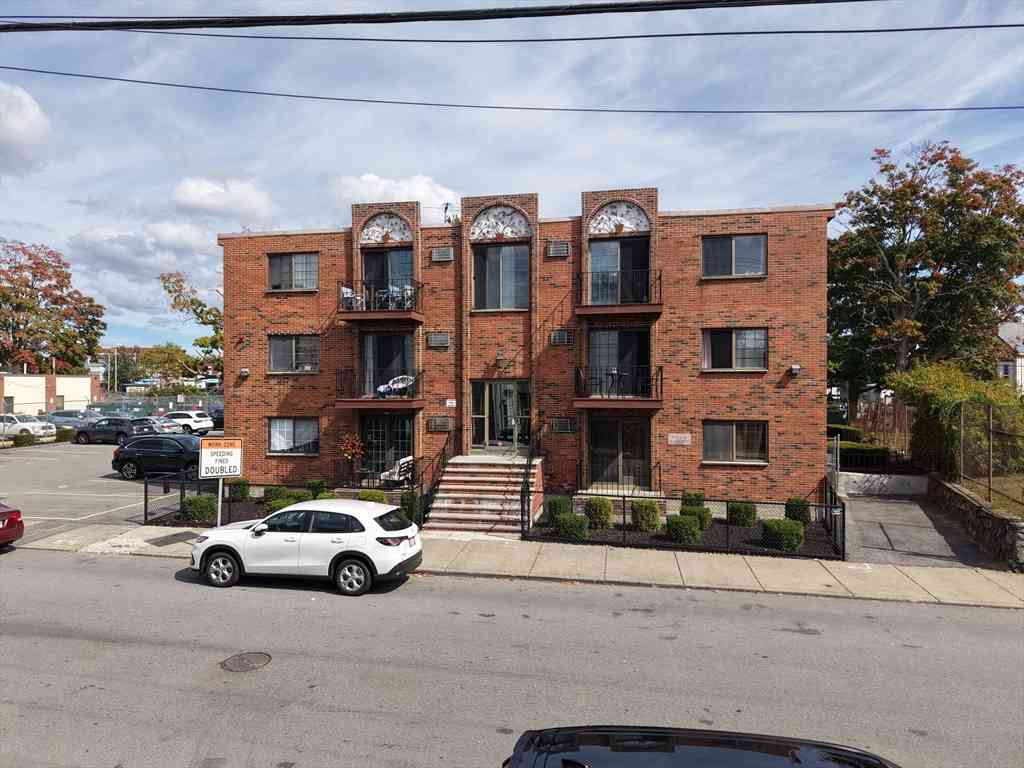 Homes For Rent - 20 South #10<br/> Lynn, MA 01905
