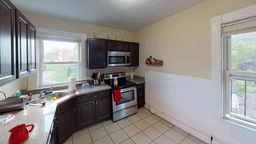 Homes For Rent - 71-73 Chestnut Hill Ave #73<br/> Boston, MA 02135