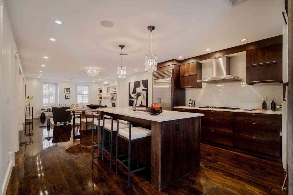 Homes For Sale - 92 Waltham St #1A<br/> Boston, MA 02118