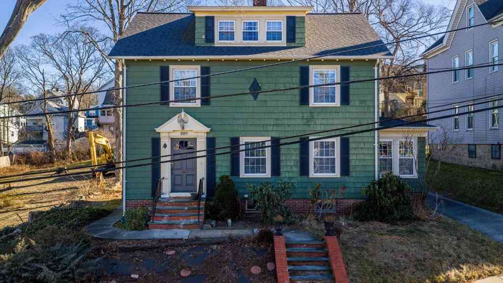 Homes For Sale - 889 High St<br/> Fall River, MA 02720