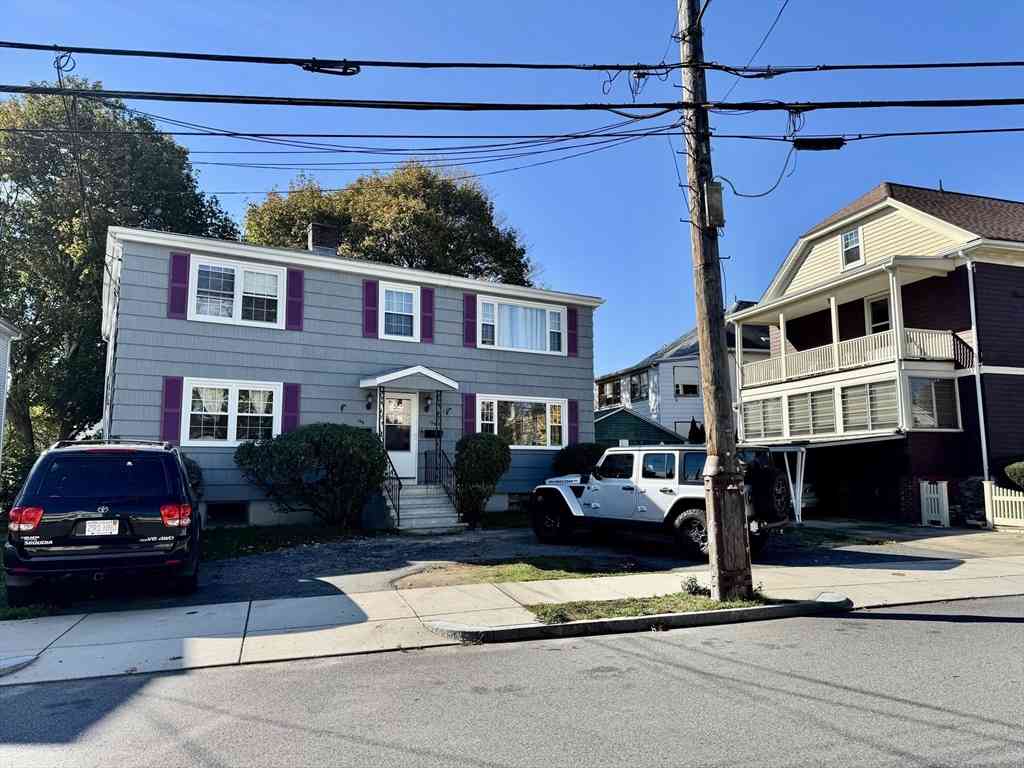 Homes For Rent - 156 Nichols Avenue #1<br/> Middlesex County, Watertown, MA 02472