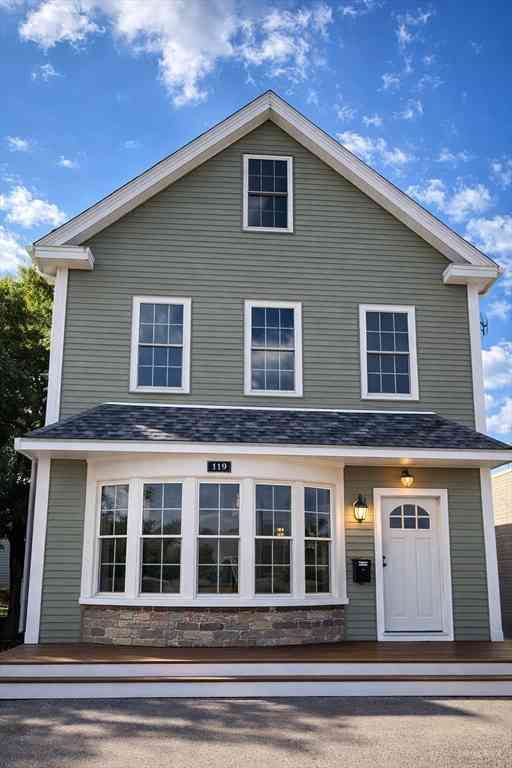 Homes For Rent - 106 N. Franklin St. #2<br/> Holbrook, MA 02343