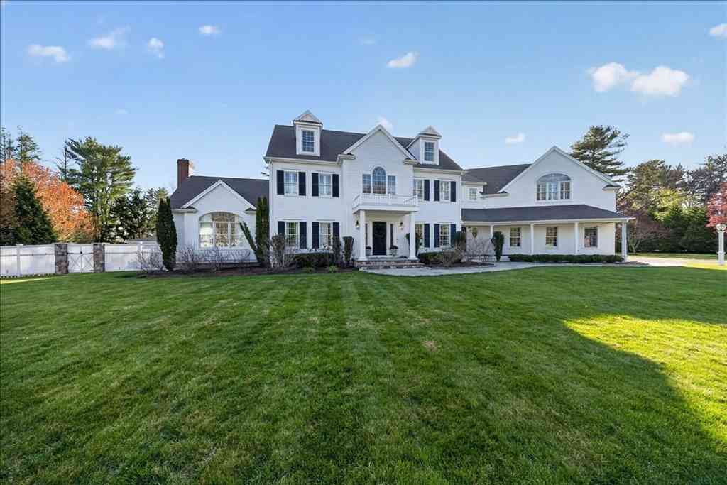 Homes For Sale - 1 Gardner Terrace<br/> Plymouth County, Hingham, MA 02043