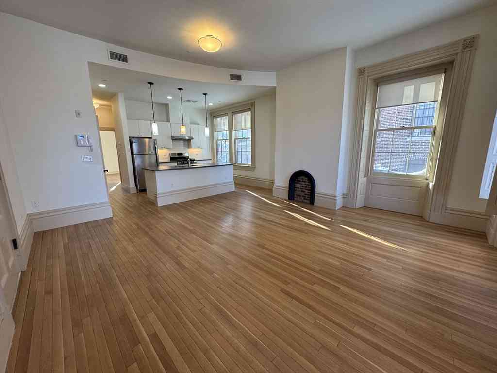 Apartment For Rent - 10 Linwood #3<br/> Boston, MA 02119