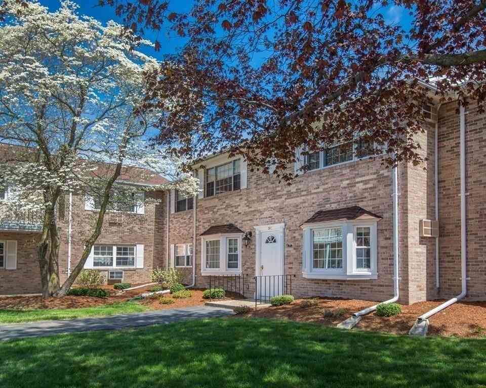Condo For Rent - 30 Washington Park Drive #12<br/> Andover, MA 01810