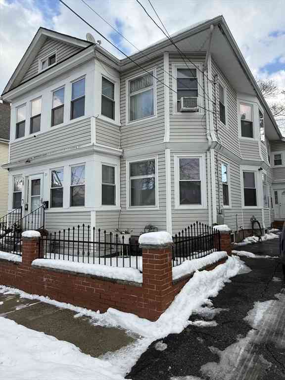 Apartment For Rent - 29 Brown #1<br/> Methuen, MA 01844