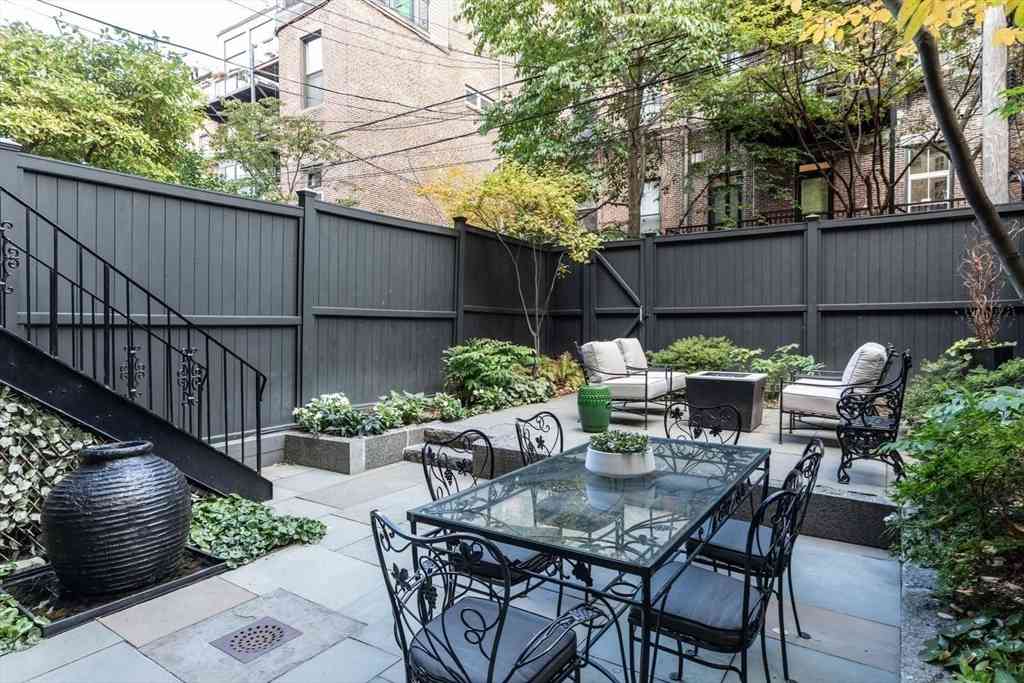 Condo For Sale - 11 1/2 Union Park #1<br/> Boston, MA 02118