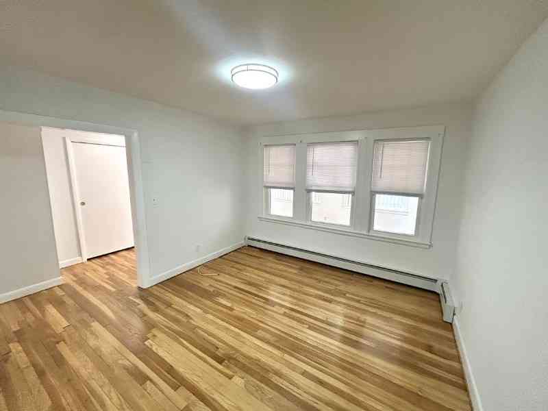 Apartment For Rent - 119 Bailey Road #1<br/> Somerville, MA 02145