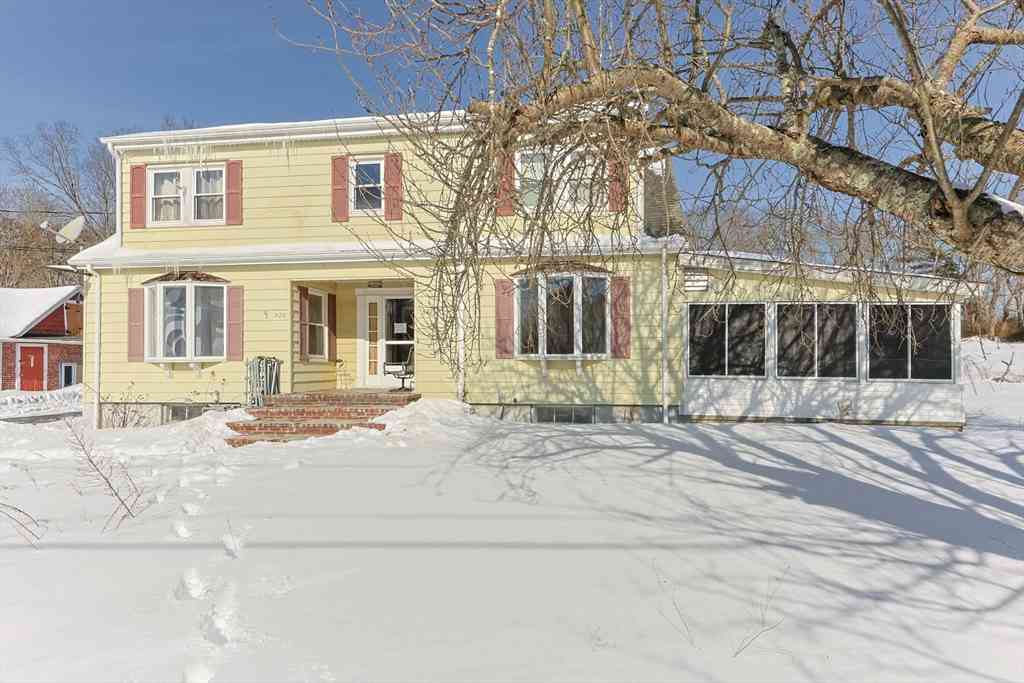 Multifamily For Rent - 320-322 Old Bedford Rd<br/> Westport, MA 02790