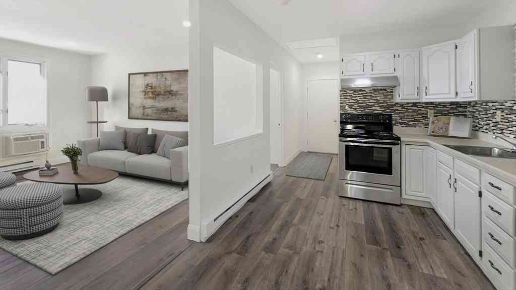 Apartment For Rent - 8 Wall Street #1<br/> Foxboro, MA 02035