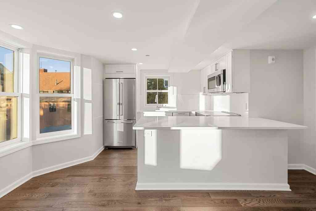 Apartment For Rent - 1 School Street #R2<br/> Manchester, MA 01944