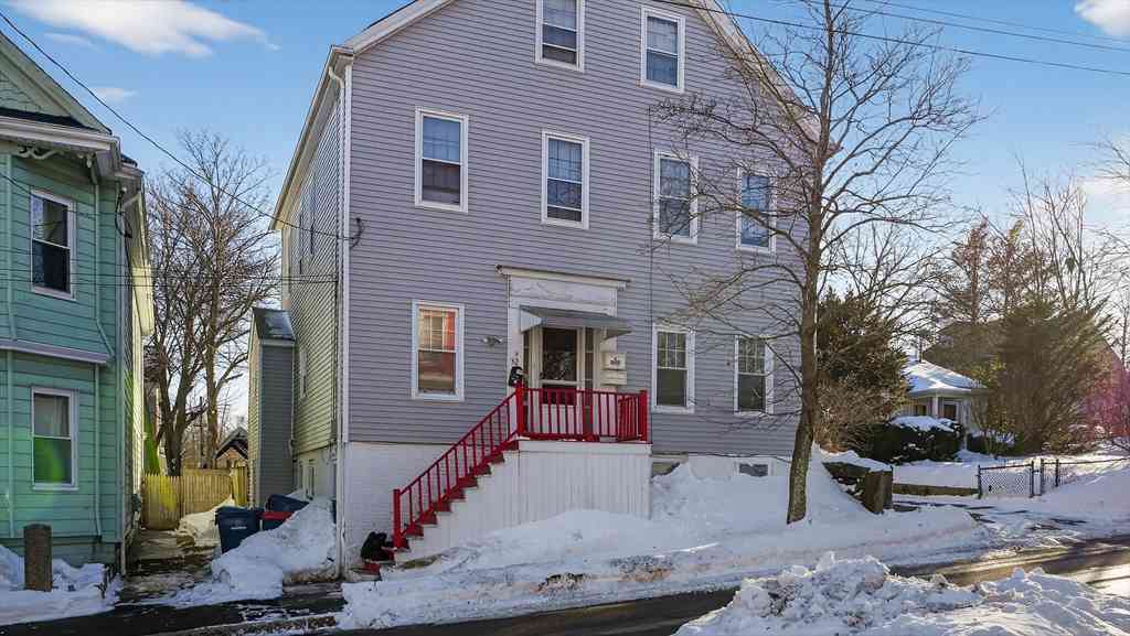 Homes For Rent - 32 Franklin St<br/> New Bedford, MA 02740