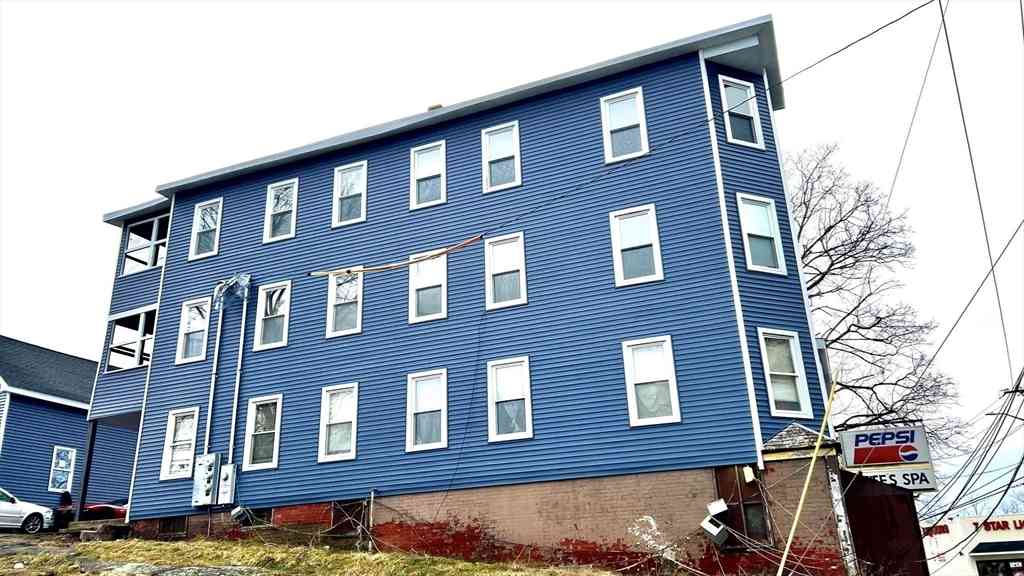 Homes For Rent - 564 Main St.<br/> Southbridge, MA 01550