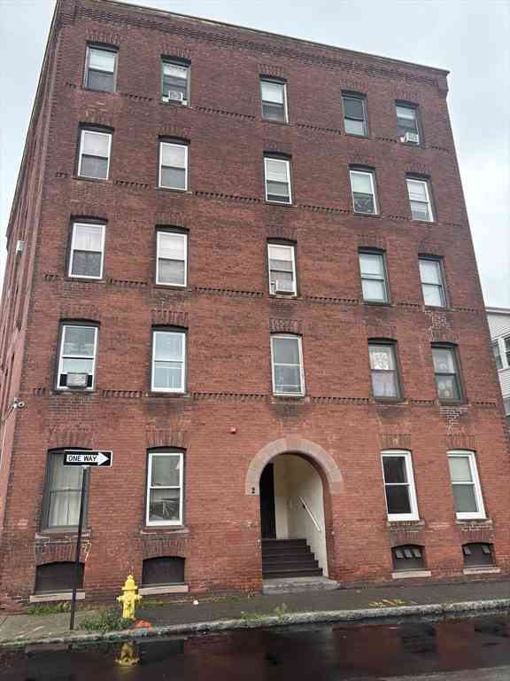 Homes For Rent - 2 Preston St<br/> Worcester, MA 01610