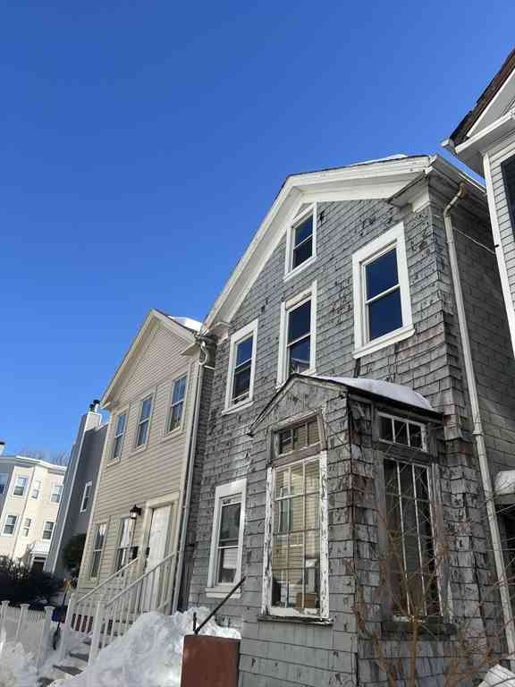 Homes For Sale - 4 Glover Court<br/> Boston, MA 02127