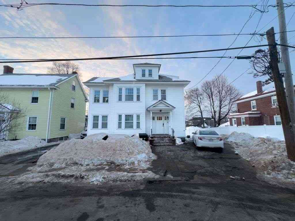 Apartment For Rent - 16 Campo Seco St #3<br/> Lawrence, MA 01841
