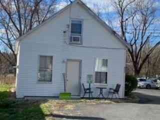 Apartment For Rent - 697 Main Street #3<br/> Amherst, MA 01002