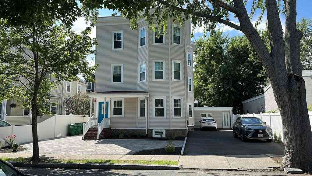 Apartment For Rent - 52 Garfield Avenue #2<br/> Medford, MA 02155