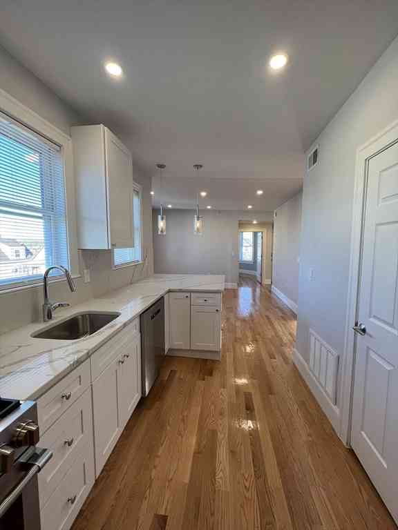 Apartment For Rent - 75 Winchester St #3<br/> Medford, MA 02155