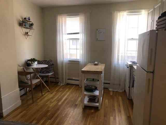 Apartment For Rent - 27 Melrose St #4<br/> Boston, MA 02116