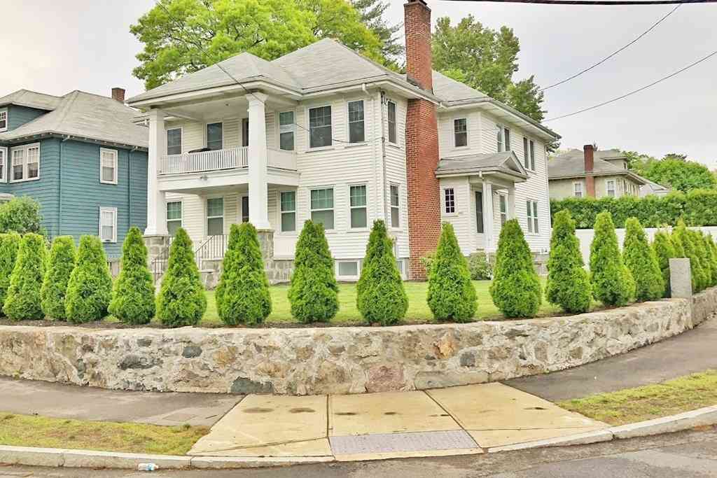 Apartment For Rent - 234 Brook Road #1<br/> Milton, MA 02186