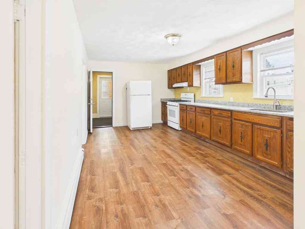 Apartment For Rent - 47 Tremont #2<br/> Norfolk County, Norwood, MA 02026