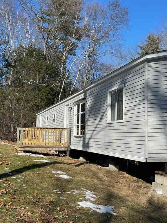 Mobile Home For Sale - 72 Cotton Farm Road<br/> Danville, NH 03819