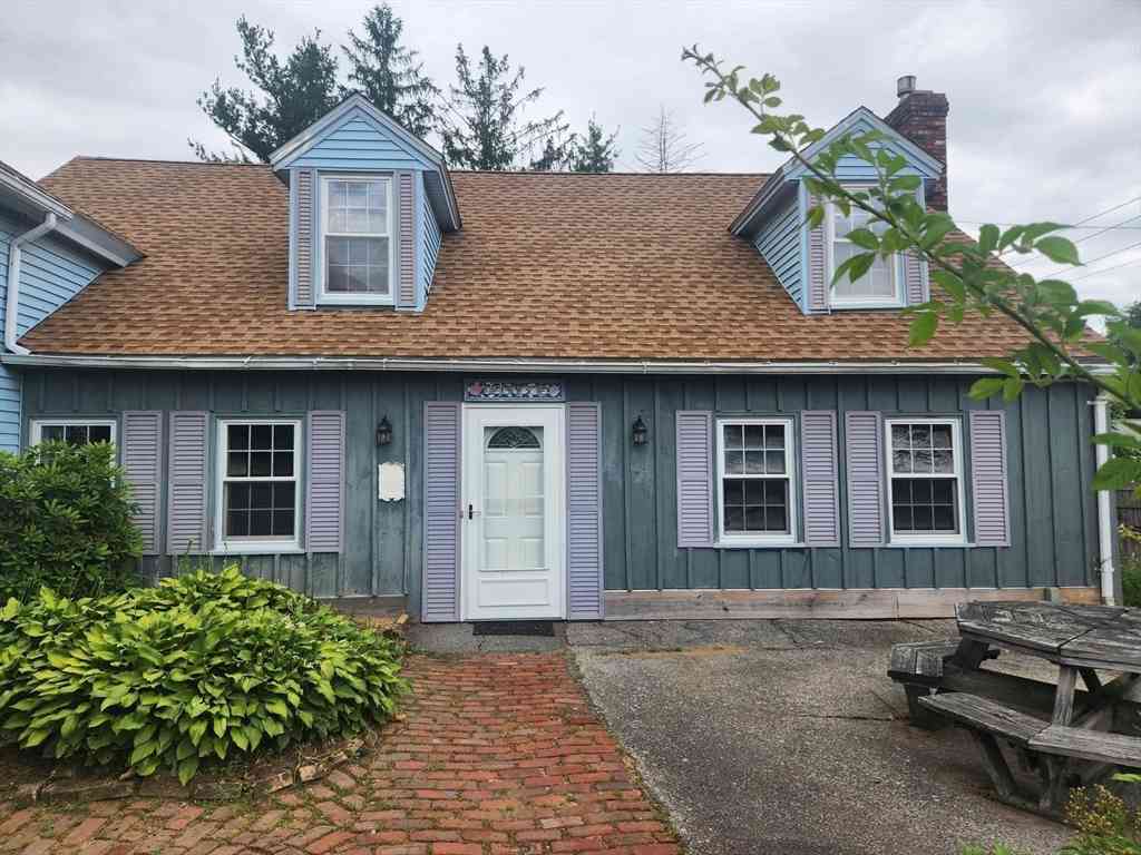 Homes For Rent - 285 Main Street #1<br/> Spencer, MA 01562