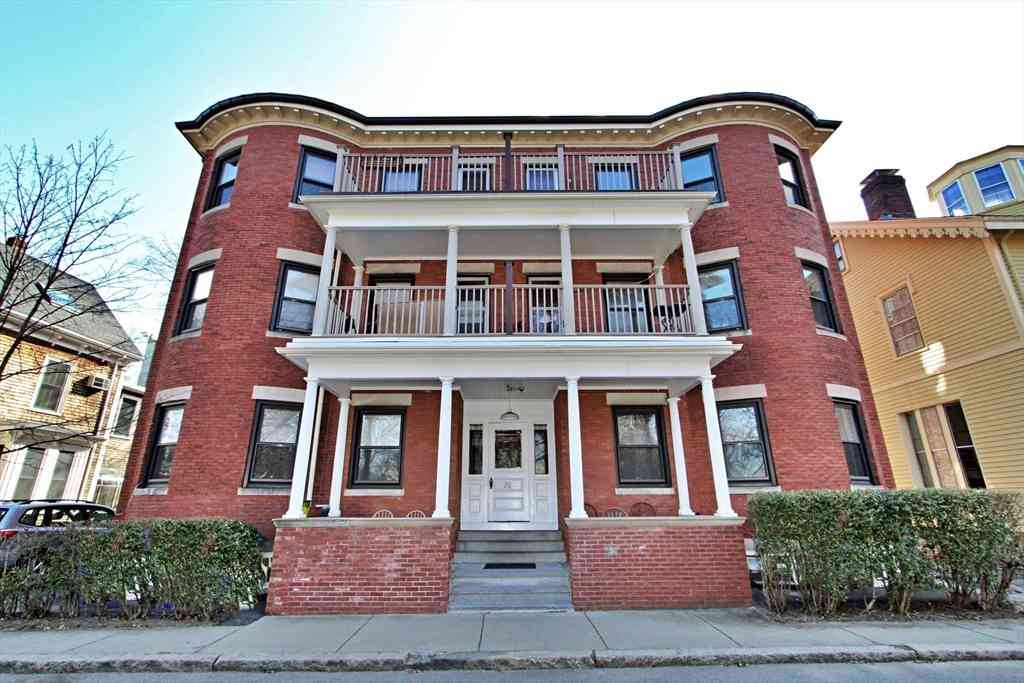 Apartment For Rent - 31 Linden Place #1<br/> Brookline, MA 02445