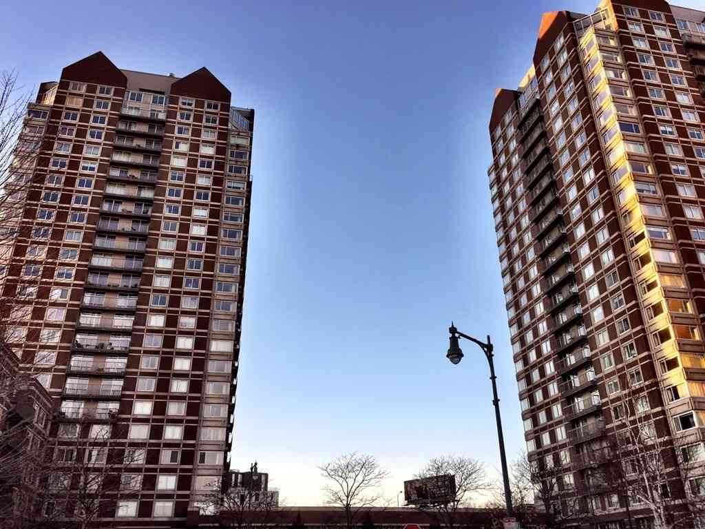 Condo For Rent - 10 Museum Way #2128<br/> Cambridge, MA 02141