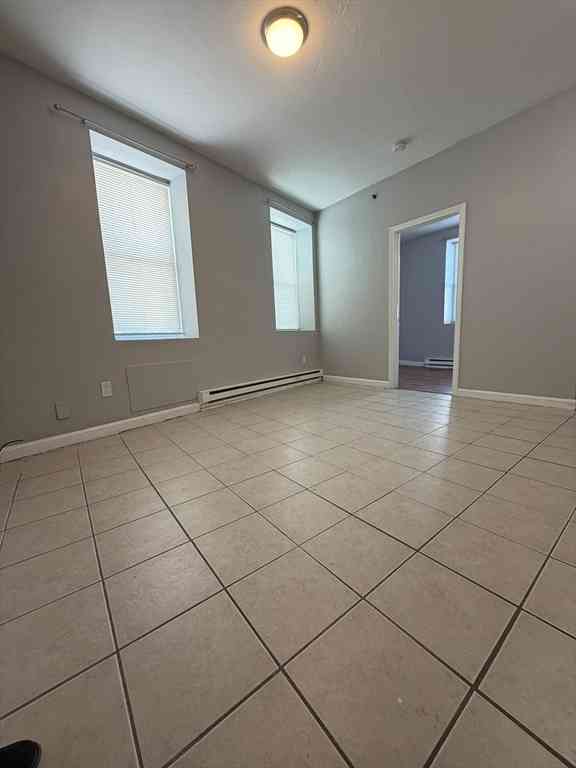 Condo For Rent - 141 Hollis St #4<br/> Framingham, MA 01702