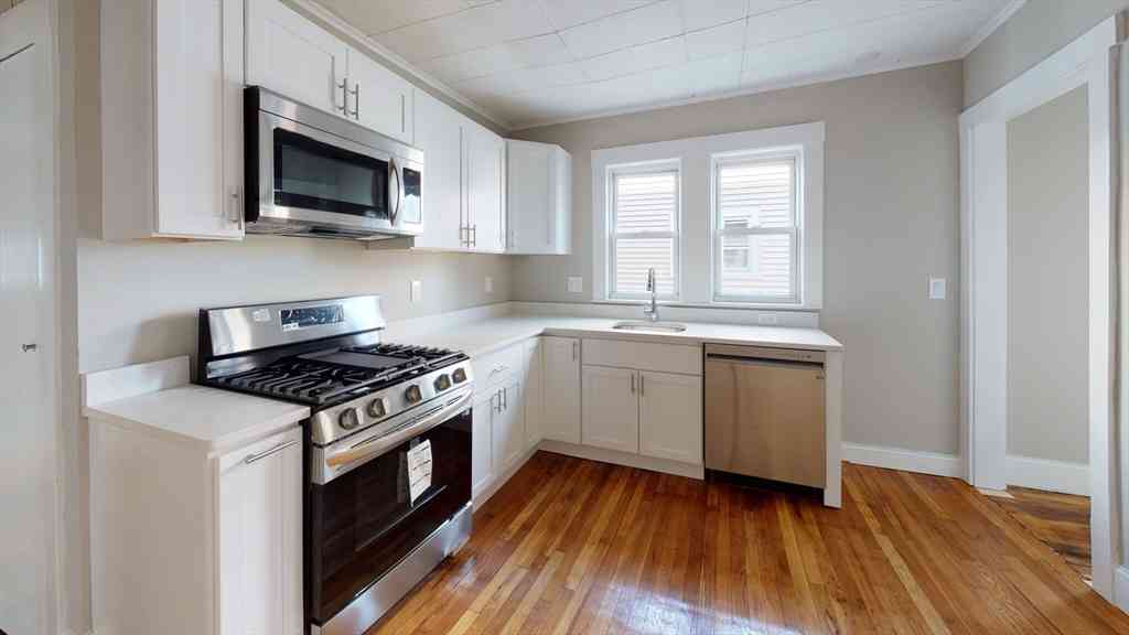 Apartment For Rent - 5 Edgar Ter. #2<br/> Somerville, MA 02145