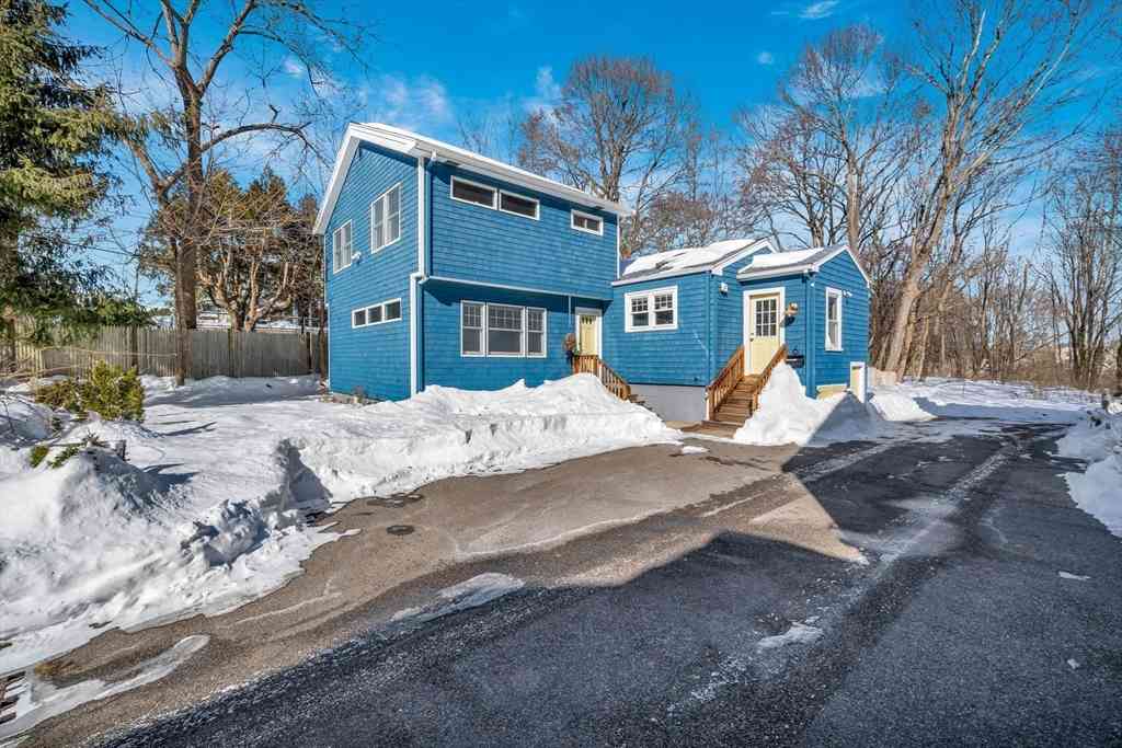 Homes For Sale - 6 Smith Ln #6<br/> Manchester, MA 01944