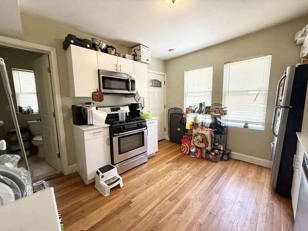 Condo For Rent - 4043 Washington St #3<br/> Boston, MA 02131