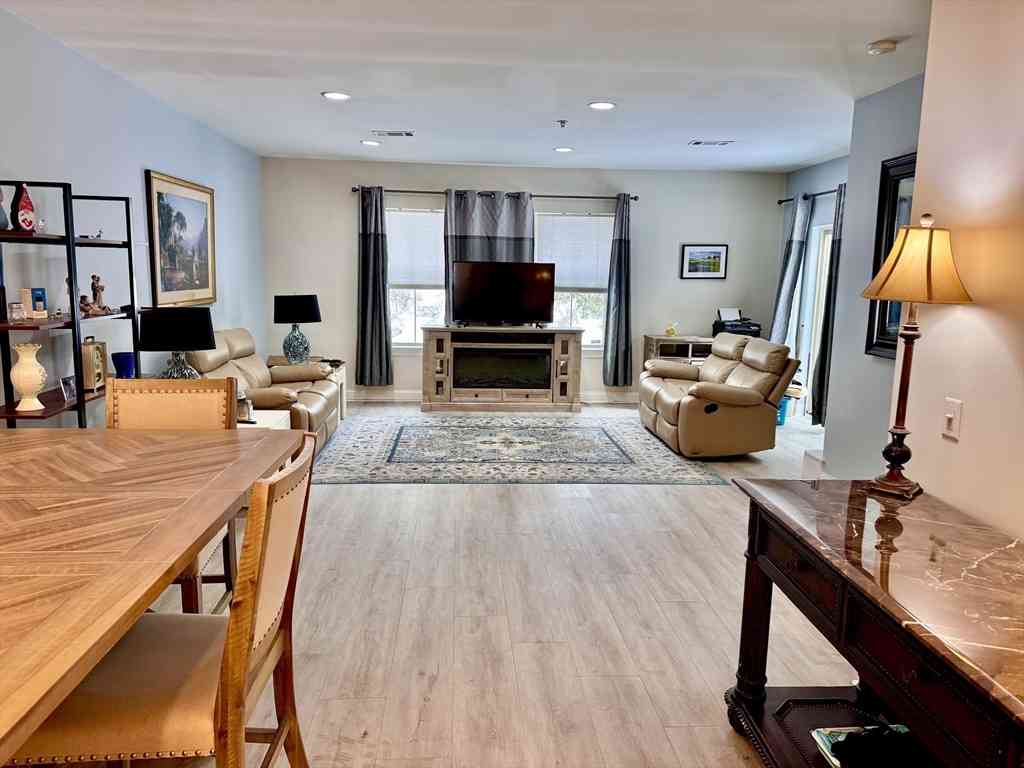 Condo For Sale - 906 Alder Way #906<br/> North Andover, MA 01845
