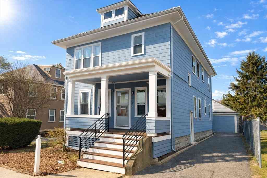 Condo For Rent - 174 Maplewood<br/> Watertown, MA 02472