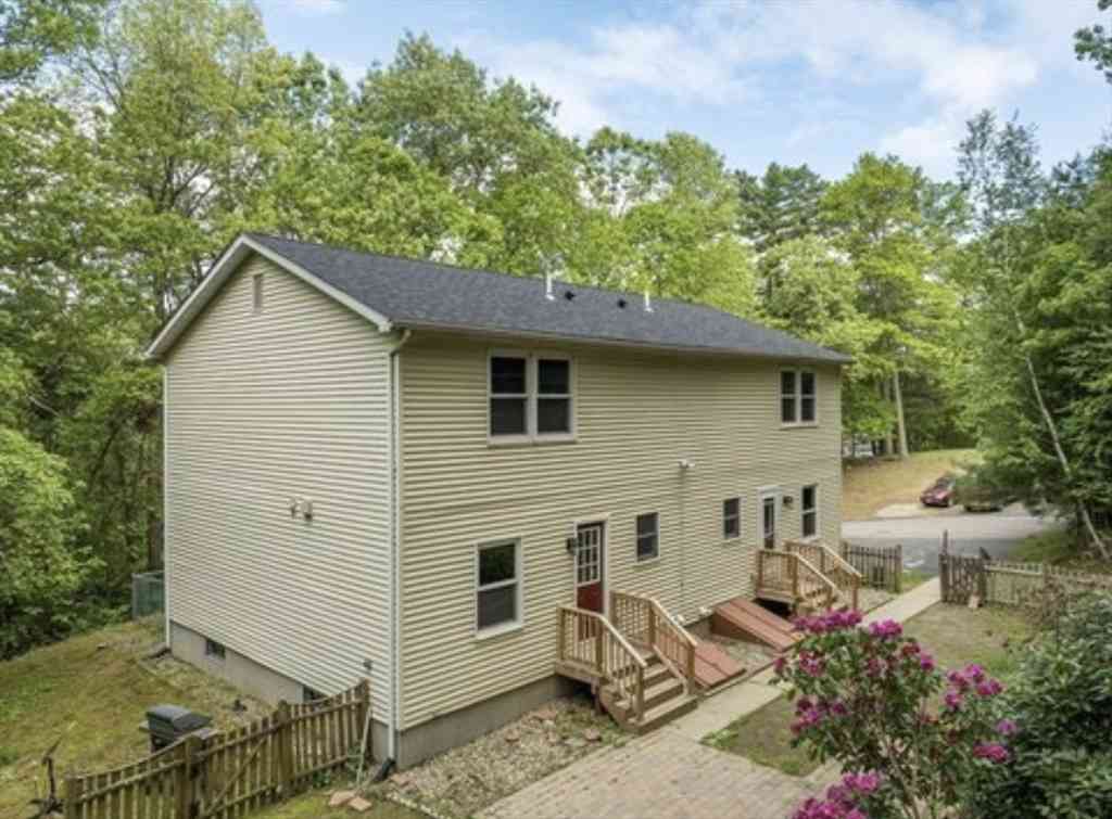 Homes For Rent - 65-67 Summer St #67<br/> Palmer, MA 01079