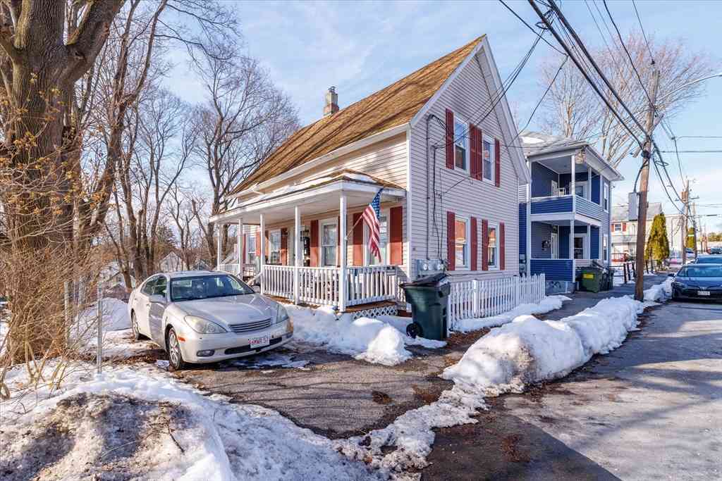 Homes For Rent - 66 Whitcomb Street<br/> Webster, MA 01570