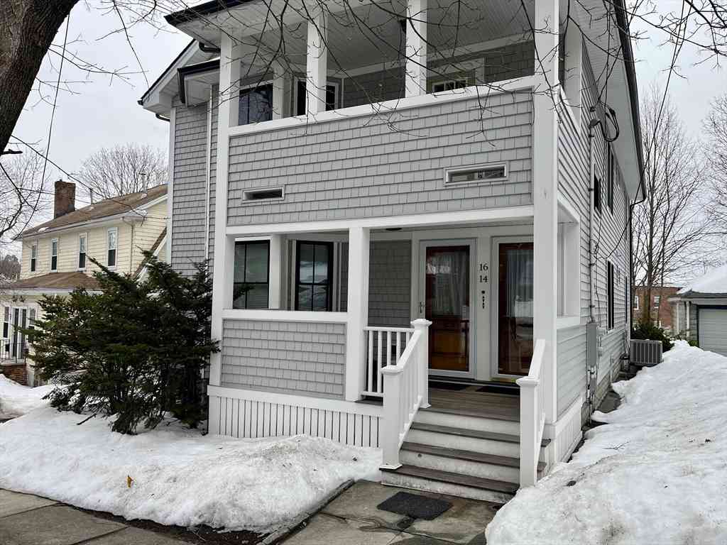 Apartment For Rent - 14-16 Richardson Ave #14<br/> Arlington, MA 02476