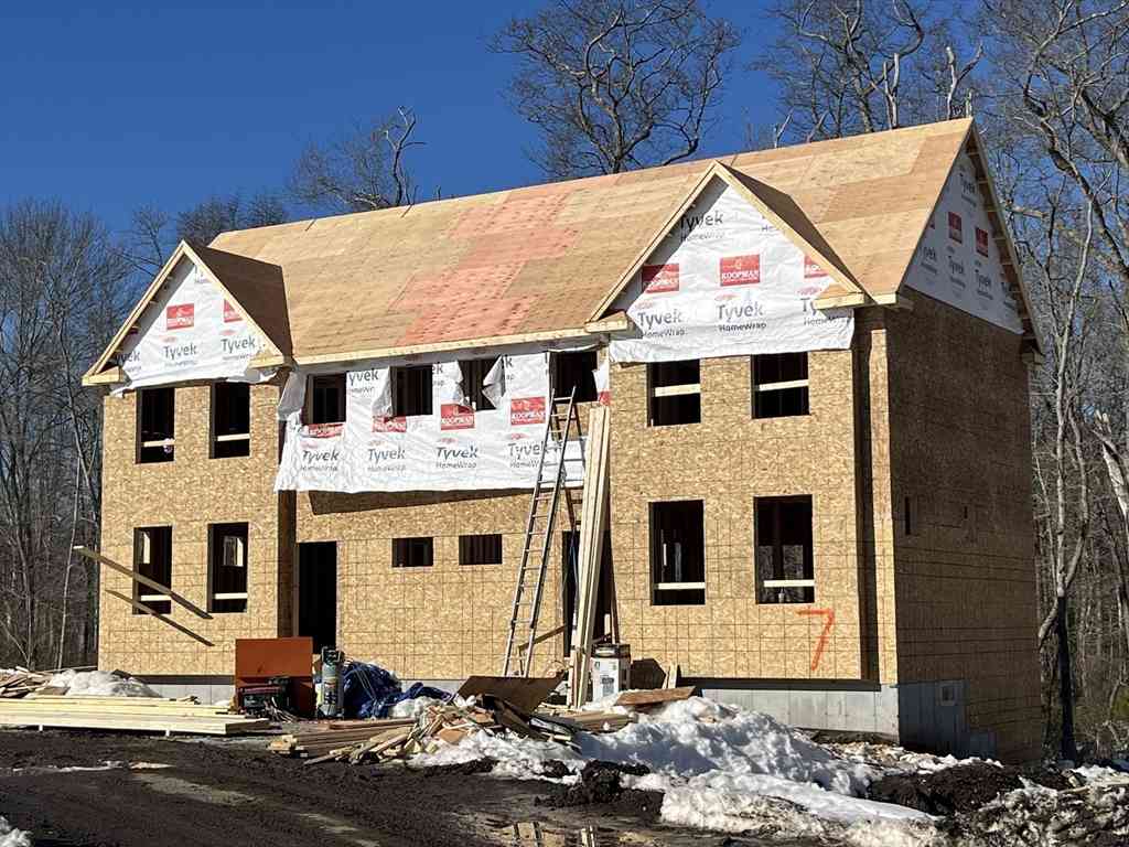 Condo For Sale - 1405 Gar Highway #9 A<br/> Swansea, MA 02777