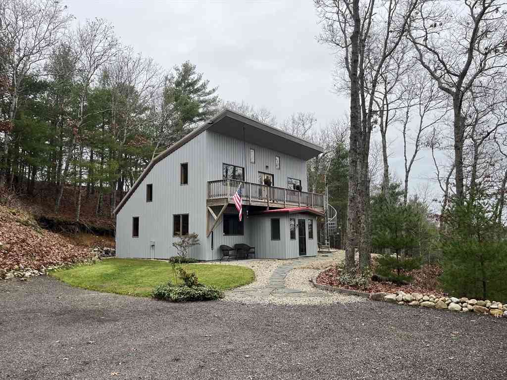 Homes For Sale - 185 Black Cat Rd<br/> Plymouth County, Plymouth, MA 02360