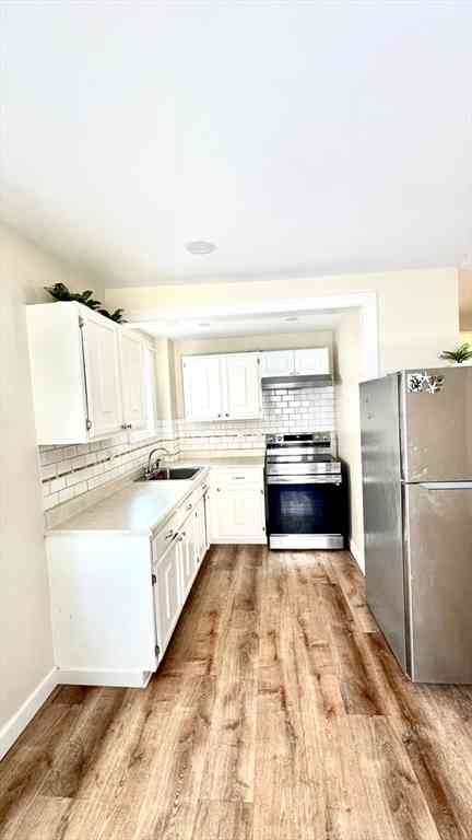 Apartment For Rent - 37 Waverly St #2<br/> Lynn, MA 01905