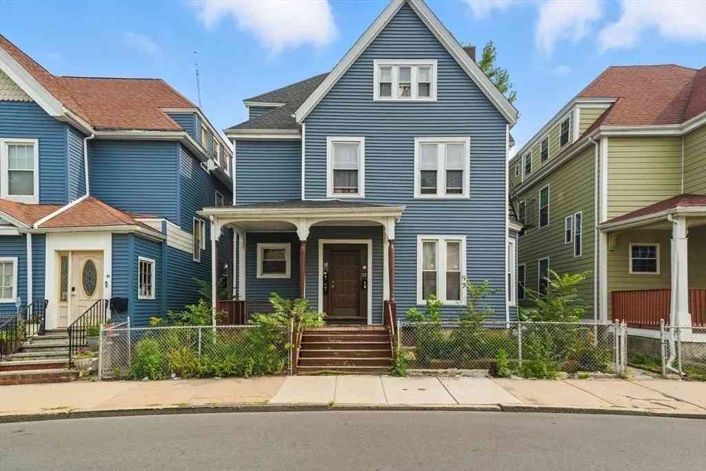 Multifamily For Sale - 23 E Cottage St<br/> Suffolk County, Boston, MA 02125