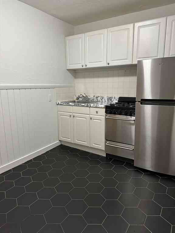 Apartment For Rent - 303 Hancock Street #2<br/> Boston, MA 02125
