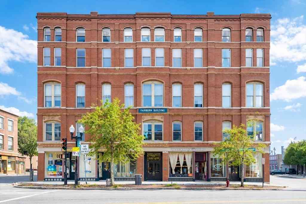 Condo For Rent - 10 Kearney Sq #407<br/> Lowell, MA 01852