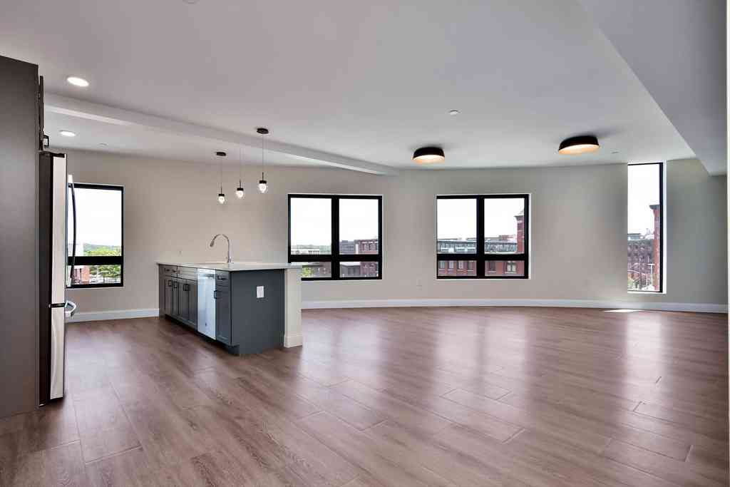 Apartment For Rent - 215 Canal St. #2<br/> Lawrence, MA 01840