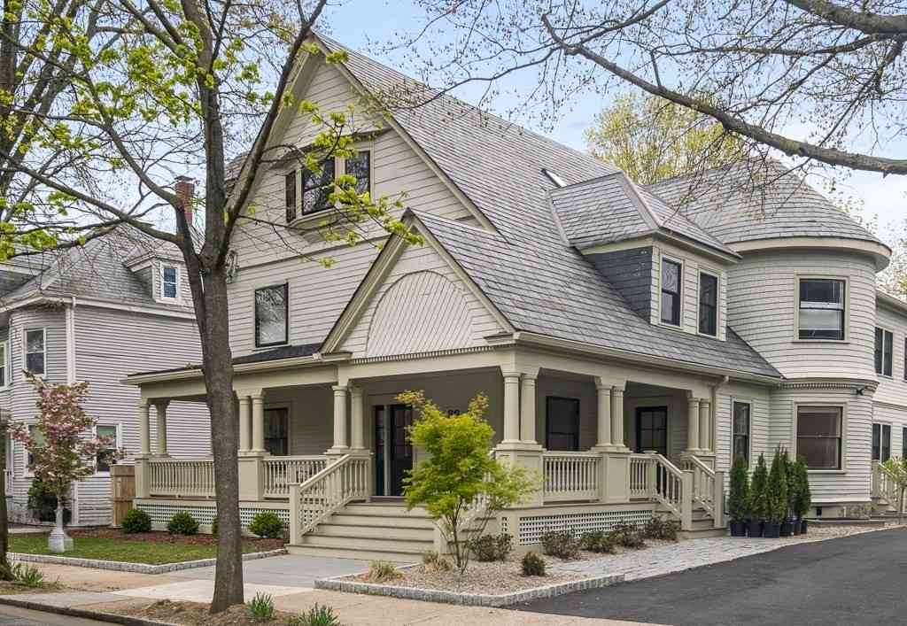 Condo For Sale - 36 Osborne Rd #1<br/> Brookline, MA 02446