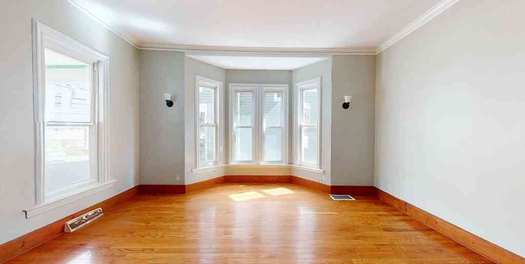 Apartment For Rent - 20-22 Holmes Street #20<br/> Malden, MA 02148