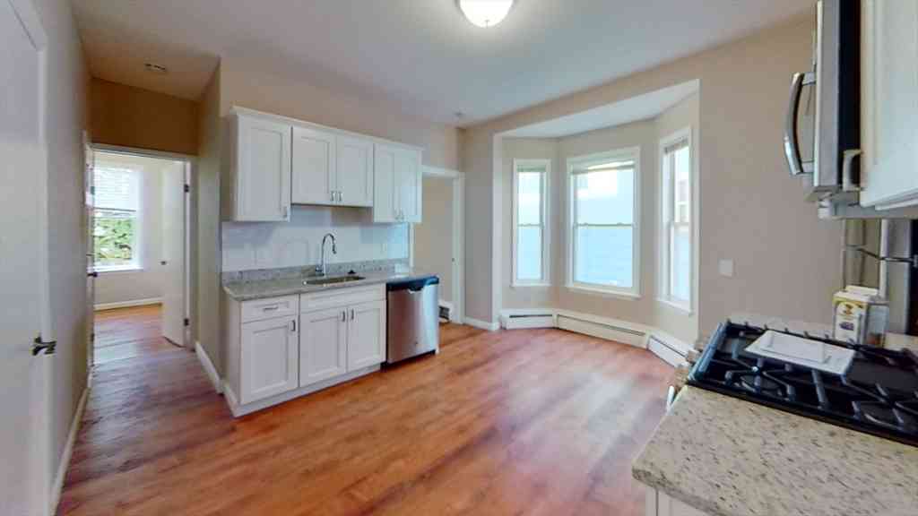 Apartment For Rent - 119 George St. #1<br/> Boston, MA 02119