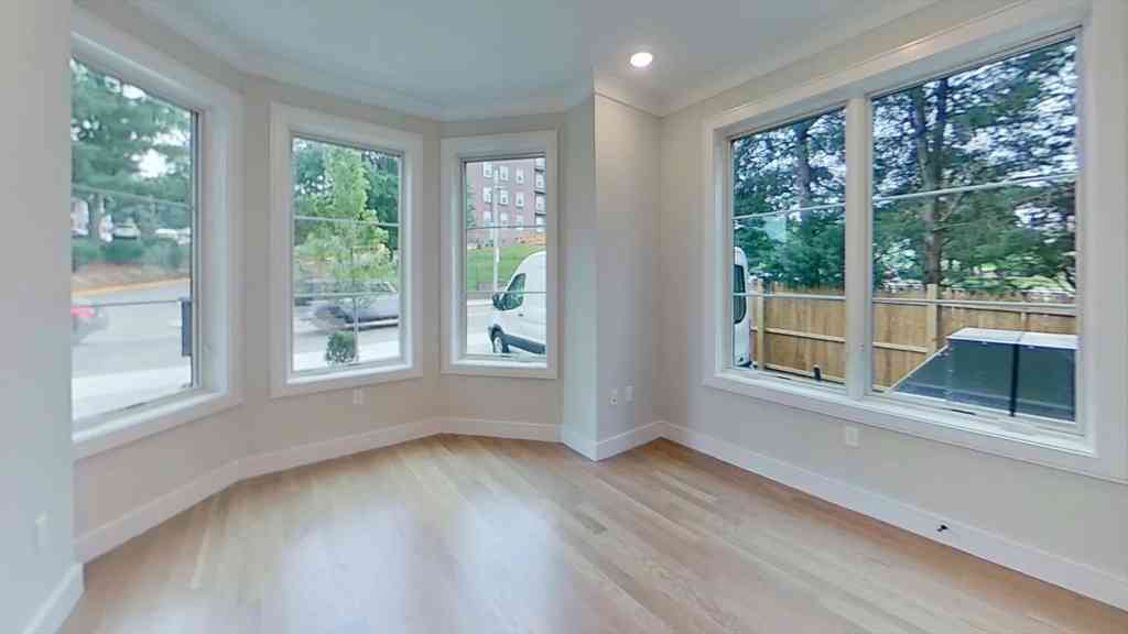 Apartment For Rent - 104-106 Warren St. #1<br/> Boston, MA 02135